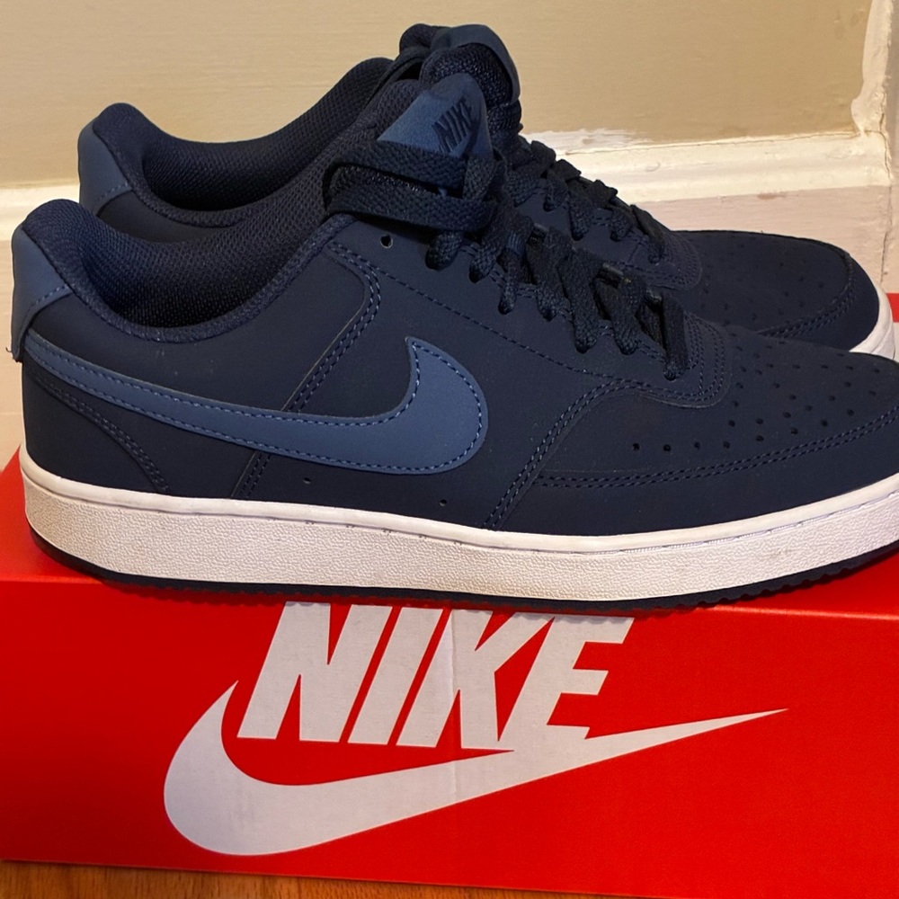 Nike Men's Dark Blue Court Vision Low